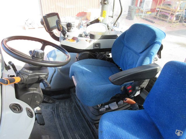 New Holland T7.185 Auto Command ( myös vuokraus) 7
