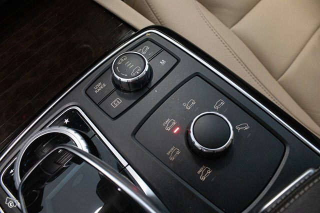 Mercedes-Benz GLS 22