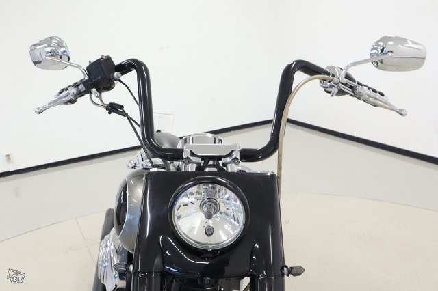 Harley-Davidson Softail 18