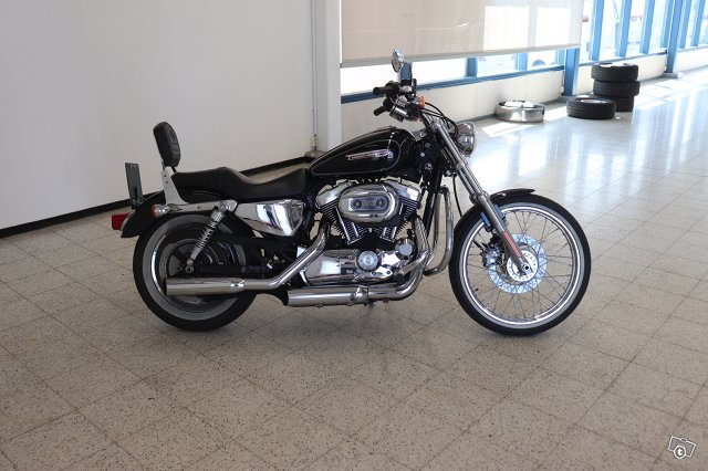 Harley-Davidson XL 1200C 2