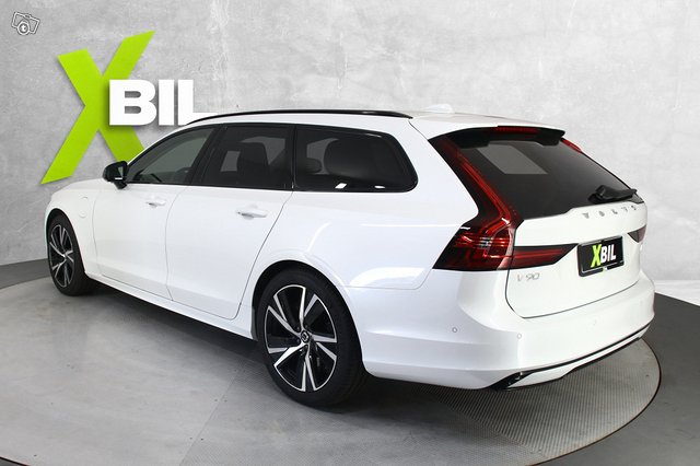 Volvo V90 7