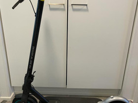 Xiaomi Mi Electric Scooter PRO 2 sähköpotkulauta, Sähköpyörät, Polkupyörät ja pyöräily, Vaasa, Tori.fi Xiaomi Mi Electric Scooter PRO 2 sähköpotkulauta, Sähköpyörät, Polkupyörät ja pyöräily, Vaasa, Tori.fi