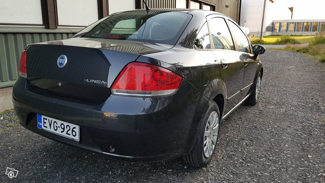 Fiat Linea 4