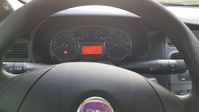Fiat Linea 5