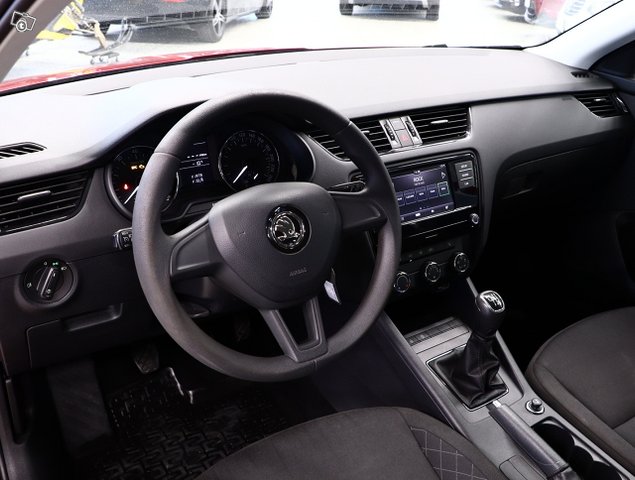 Skoda Octavia 7