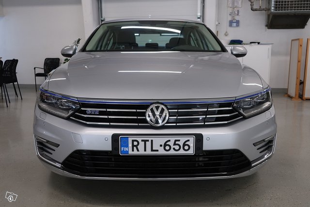 Volkswagen Passat 5