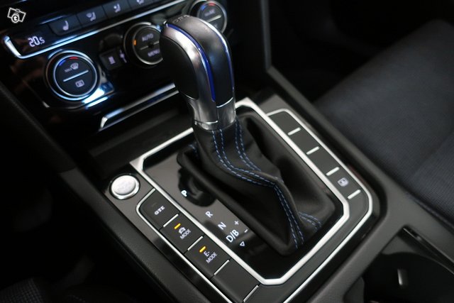 Volkswagen Passat 23