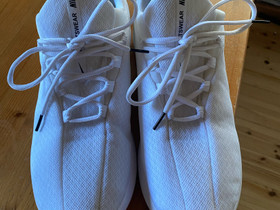 Nike Viale trainers, Juoksu ja lenkkeily, Urheilu ja ulkoilu, Lappeenranta, Tori.fi Nike Viale trainers, Juoksu ja lenkkeily, Urheilu ja ulkoilu, Lappeenranta, Tori.fi