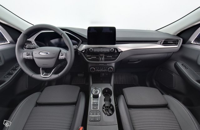 Ford KUGA 9