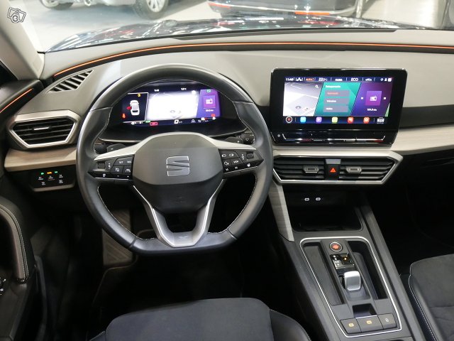 SEAT LEON SPORTSTOURER 8