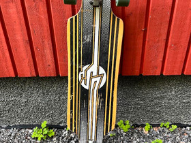 Longboard, Rullaluistelu ja skeittaus, Urheilu ja ulkoilu, Mikkeli, Tori.fi Longboard, Rullaluistelu ja skeittaus, Urheilu ja ulkoilu, Mikkeli, Tori.fi