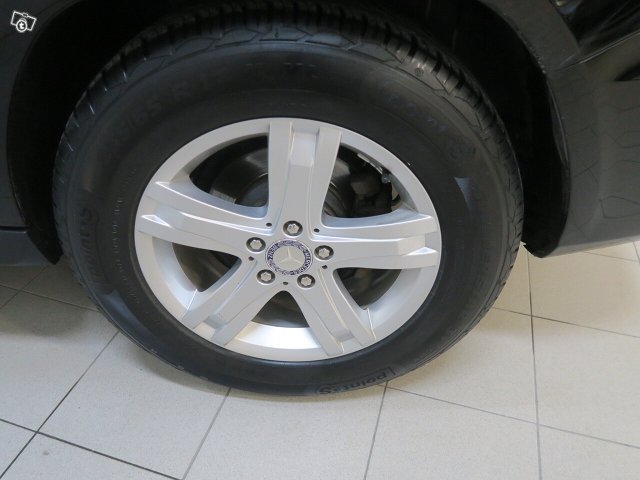 MERCEDES-BENZ GLK 15