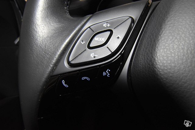 Toyota C-HR 21