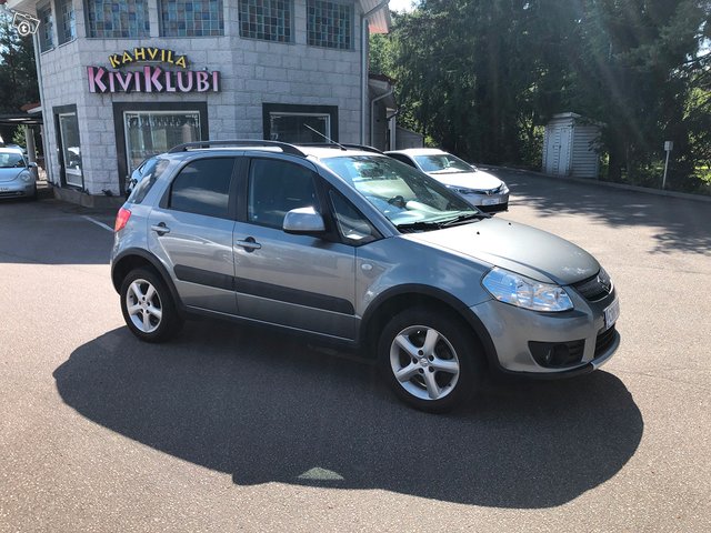 Suzuki SX4
