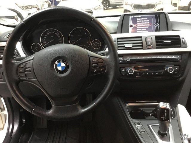 BMW 318 7