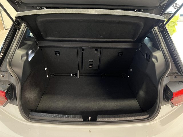 Volkswagen ID3 11