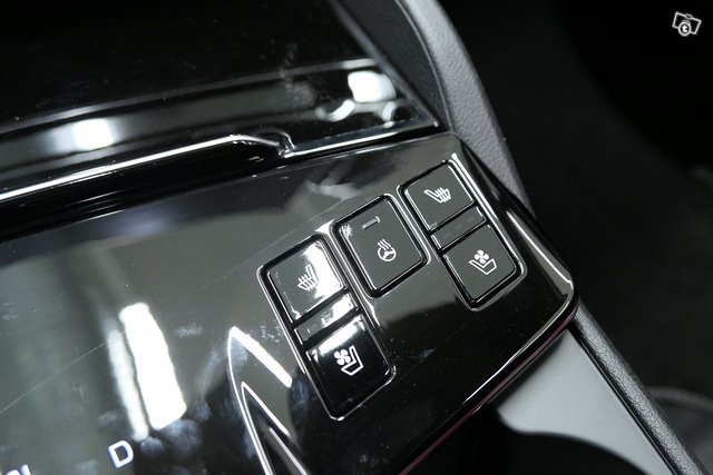KIA SPORTAGE 16
