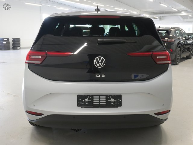 Volkswagen ID.3 4