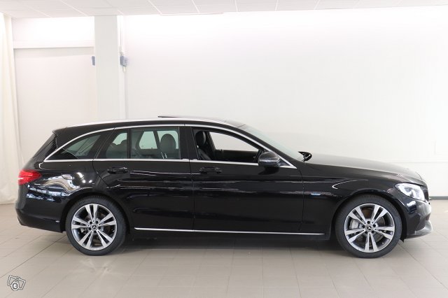Mercedes-Benz C 2