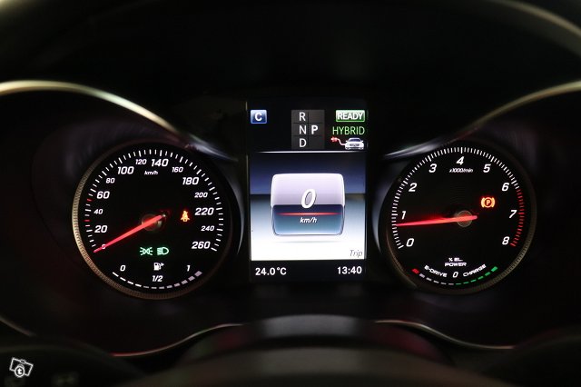 Mercedes-Benz C 12