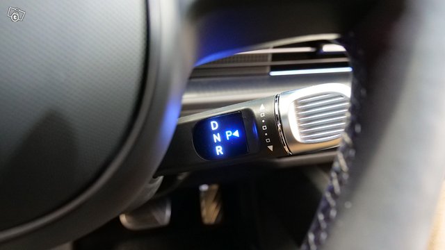 Hyundai IONIQ 6 13