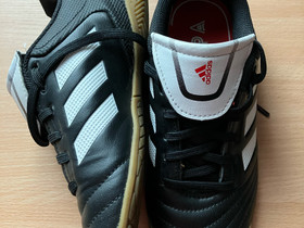 Adidas sisäpelikengät, Pallopelit, Urheilu ja ulkoilu, Kokkola, Tori.fi Adidas sisäpelikengät, Pallopelit, Urheilu ja ulkoilu, Kokkola, Tori.fi