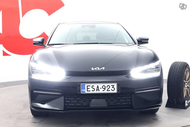 Kia EV6 8