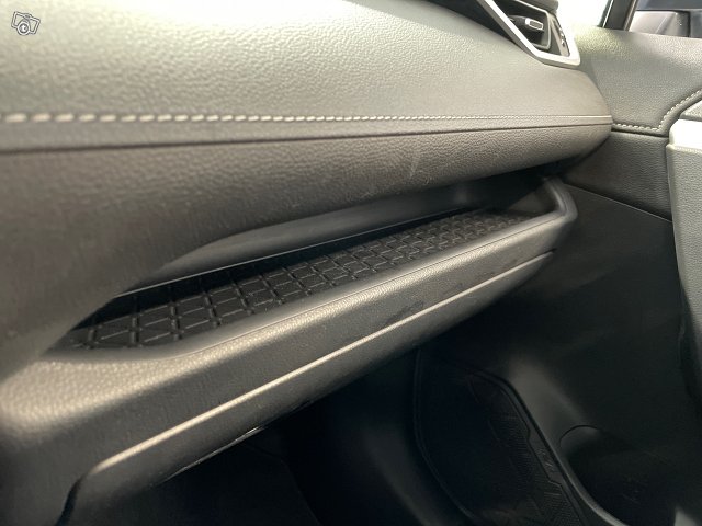 TOYOTA RAV4 25