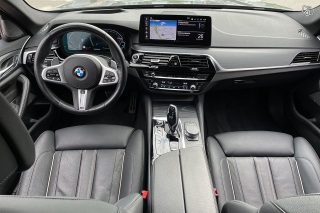 BMW 545 8