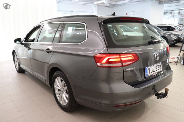 Volkswagen Passat 4