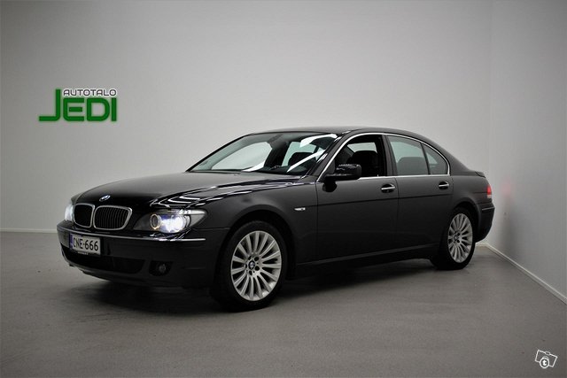 BMW 730