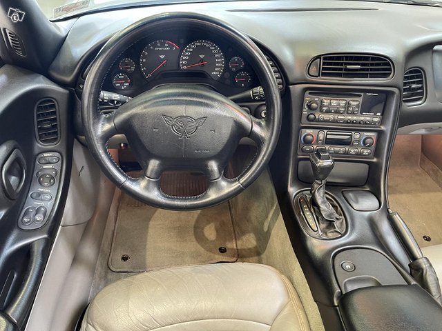 Chevrolet Corvette 9