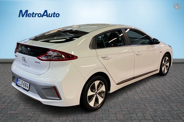 HYUNDAI IONIQ Electric 4