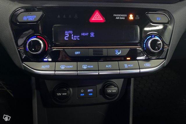 HYUNDAI IONIQ Electric 16
