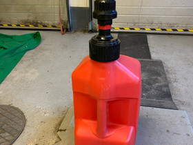 Tuff Jug, 20 litraa, Muut motovaraosat ja tarvikkeet, Mototarvikkeet ja varaosat, Hattula, Tori.fi Tuff Jug, 20 litraa, Muut motovaraosat ja tarvikkeet, Mototarvikkeet ja varaosat, Hattula, Tori.fi
