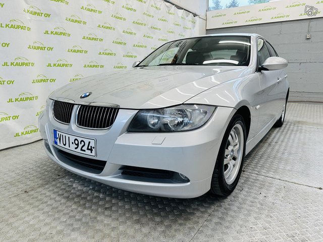 BMW 325