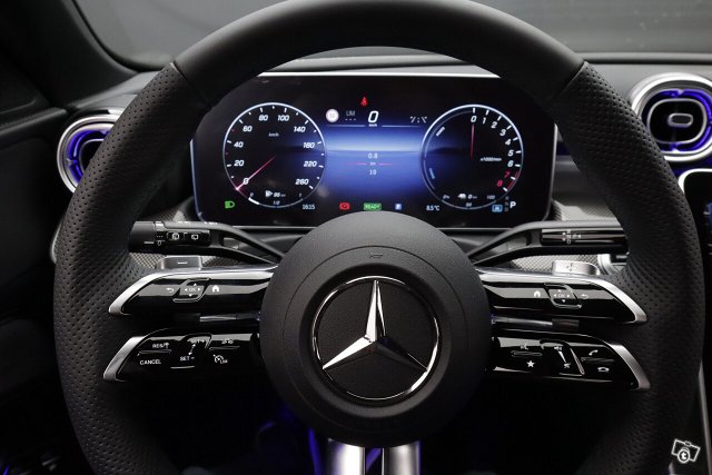 Mercedes-Benz C 11