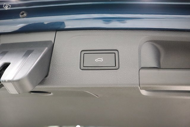 Volkswagen Passat 10