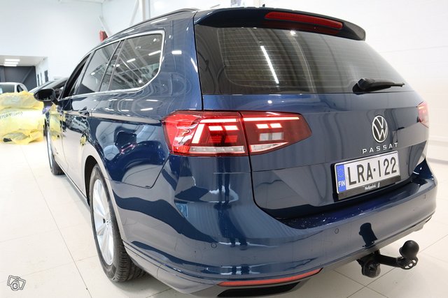 Volkswagen Passat 16