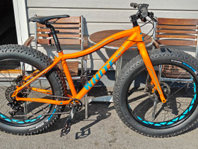 White fatbike, Maastopyörät, Polkupyörät ja pyöräily, Vaasa, Tori.fi White fatbike, Maastopyörät, Polkupyörät ja pyöräily, Vaasa, Tori.fi