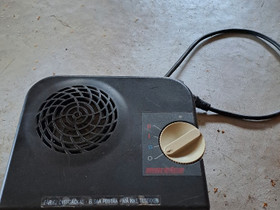 Sisätilanlämmitin 1150W, Lisävarusteet ja autotarvikkeet, Auton varaosat ja tarvikkeet, Pori, Tori.fi Sisätilanlämmitin 1150W, Lisävarusteet ja autotarvikkeet, Auton varaosat ja tarvikkeet, Pori, Tori.fi