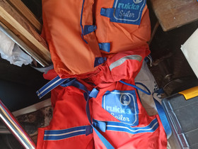 2kpl pelastusliivit 30-40kg, Veneen varusteet ja varaosat, Venetarvikkeet ja veneily, Oulu, Tori.fi 2kpl pelastusliivit 30-40kg, Veneen varusteet ja varaosat, Venetarvikkeet ja veneily, Oulu, Tori.fi