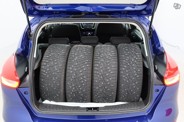 Ford Focus 22
