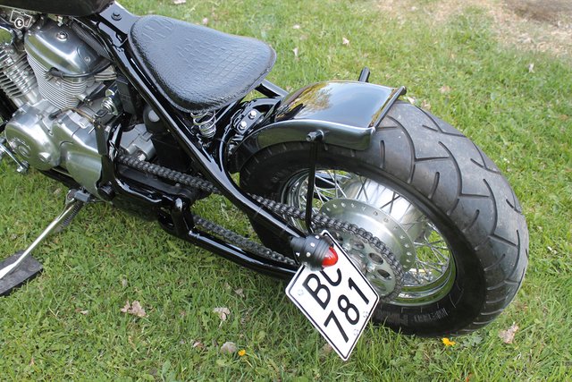 Honda Shadow VT600 "BlackShadow" -93 7