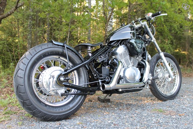 Honda Shadow VT600 "BlackShadow" -93 3