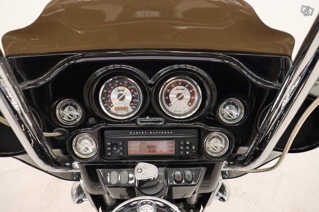 Harley-Davidson CVO 18