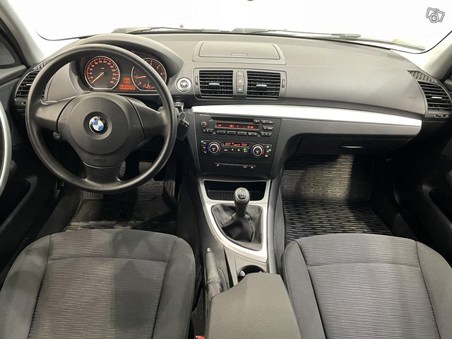 BMW 120 13