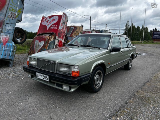 Volvo 760 1