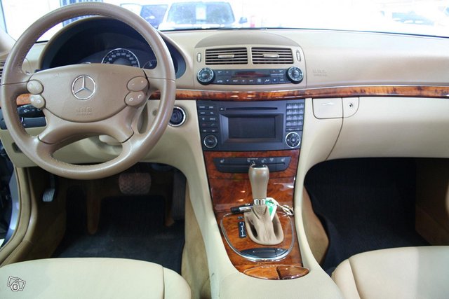 Mercedes-Benz E 11
