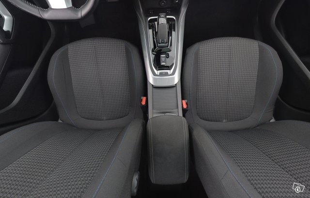 Peugeot 308 11